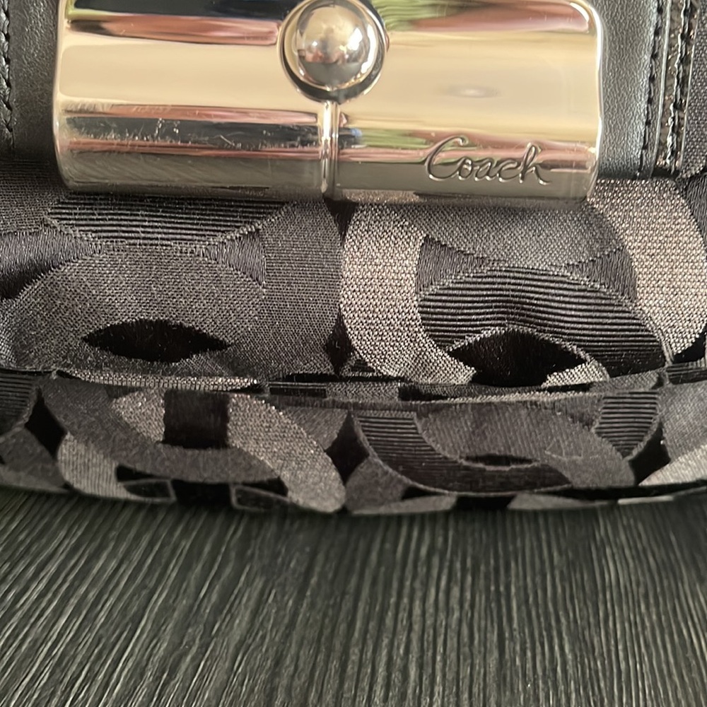 Coach Kristin Chain Link Op Art Hippie Shoulder 1875 Hobo Bag - Picture 2 of 13